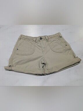 Everyday Roll-Cuff Bermuda Shorts in Light Beige